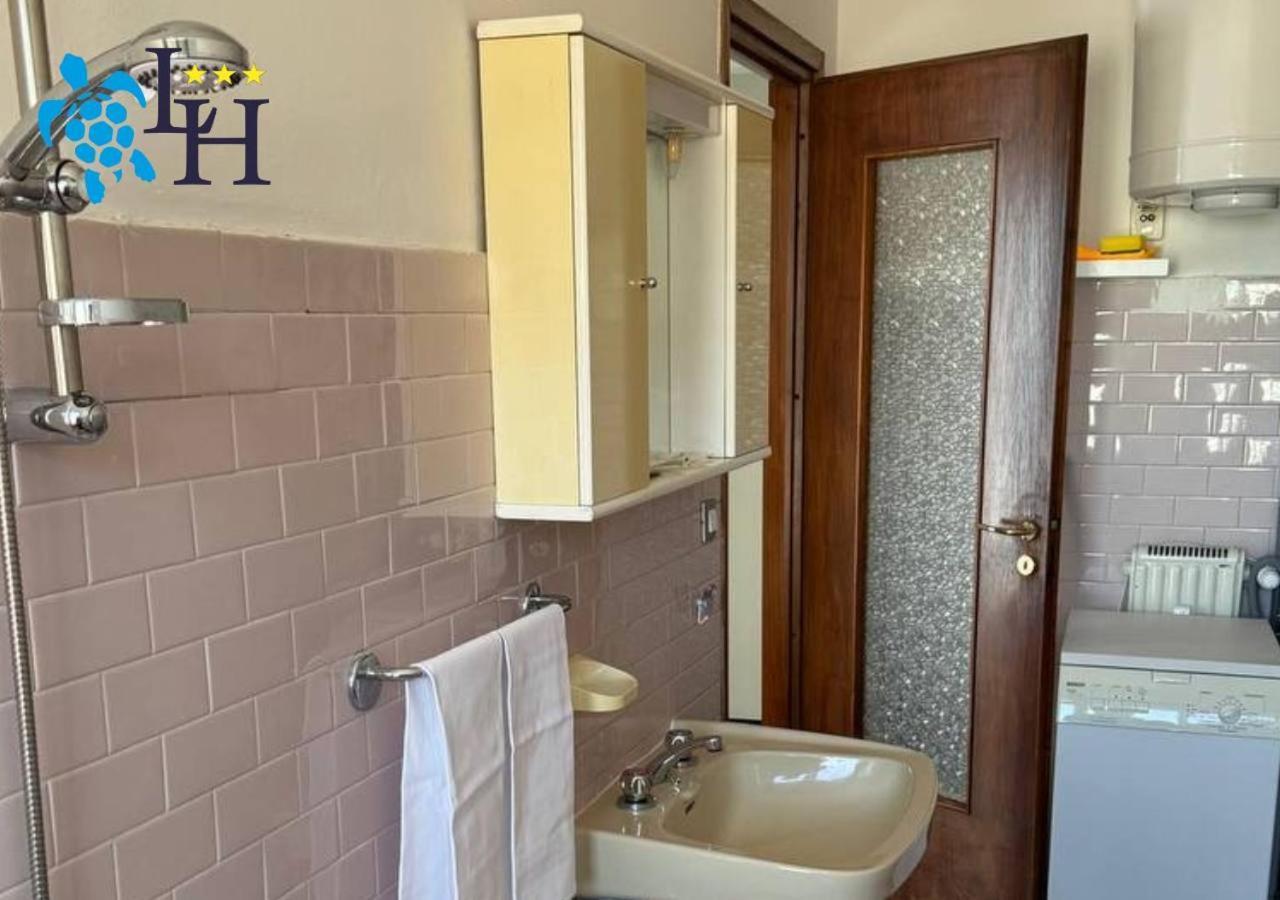Hotel Lora Bordighera Habitación foto