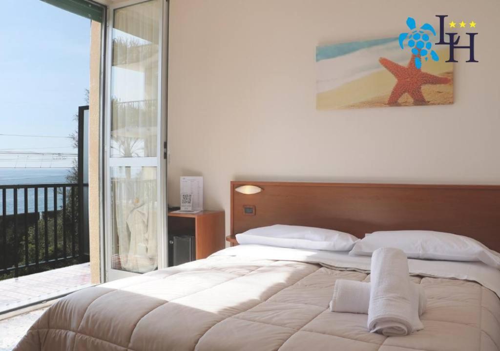 Hotel Lora Bordighera Exterior foto